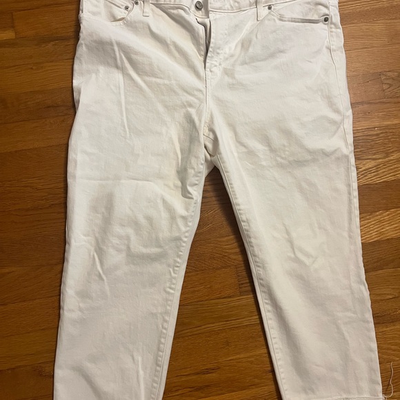 GAP Universal Slim Boyfriend Jeans in Crisp White - Picture 1 of 4